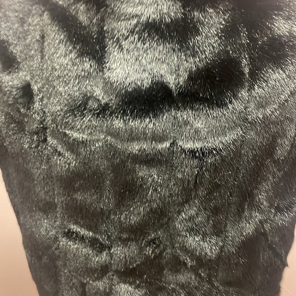 DENNIS BASSO FAUX FUR COAT+ HAT - Picture 4 of 8